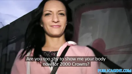 Fucking in the dark with a prostitute in the middle of an alley