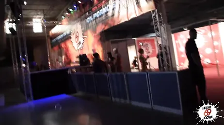 Noemilk fucking hard in a show at the Levante Erotic Salon