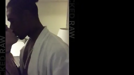Ela passa a noite curtindo o pau de seu amante negro