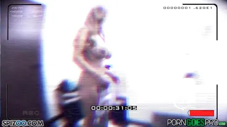 Enorm POV-jävla av den vackra porrstjärnan Yurizan Beltran