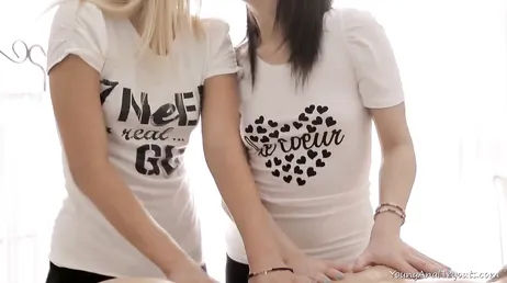 Se folla a las dos amigas, dos zorras adictas al sexo anal que zorras!