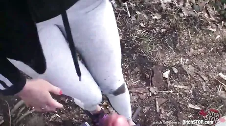 Promenaden genom skogen slutar i en jävla inspelad i POV