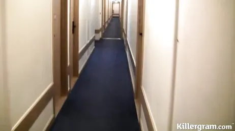 A quatre pattes, il le met dans sa chatte à l'hôtel, comme c'est vicieux...