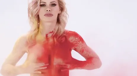 La diosa del porno Jessa Rhodes follando con el gran Johnny Sins