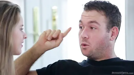 C'est ma belle-soeur, je sais, mais elle est vraiment excitée...