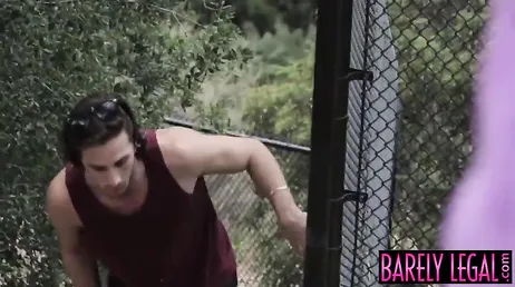 La nera Chanell Heart si fa una bella scopata sulla terrazza