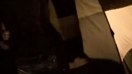 Amateur stel heeft een goede beurt midden op de berg