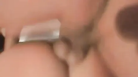 La modella smette di scattare foto, vuole scopare davvero forte