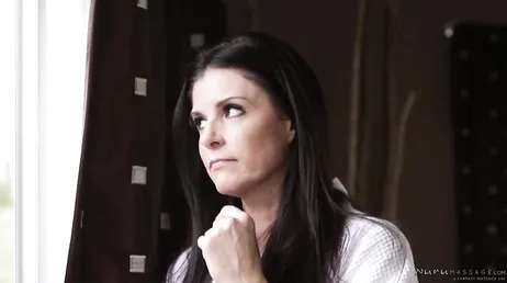 India Summer, la masseuse qui donne du sexe à ses clients