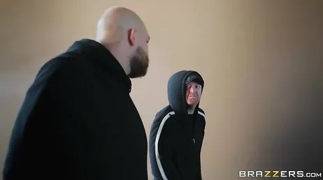 La parodie porno XXX de SuperWoman, quels gros seins elle a !