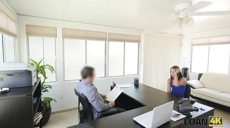 Was für ein starker Mann, beim ersten Vorstellungsgespräch am Arsch!