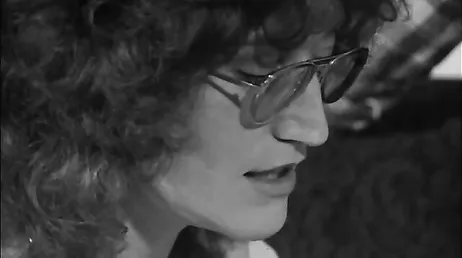 Enorm deep throat i en retro XXX porrfilm
