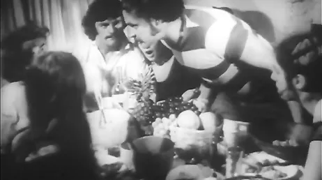 Enorm deep throat i en retro XXX porrfilm