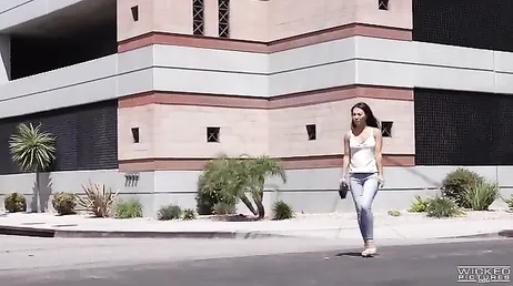 Amazing Asian mom waiting for the cum in her asshole