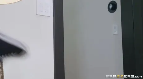 Essa jovem que quer foder seu querido tio será cruel.