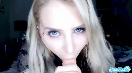 Quand tu vois ta sœur se masturber sur une webcam porno XXX