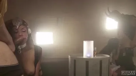 Let's enjoy the porn version of Star Wars