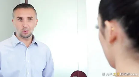 Non sapevo che il cognato avesse un cazzo così grosso.