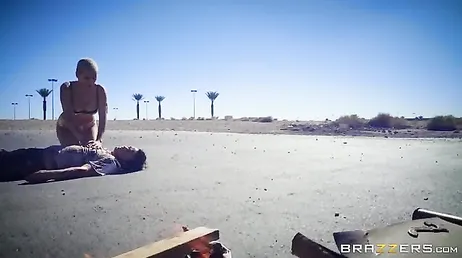 Scheiße!! So wird ein bei einem Unfall verletzter Mensch wiederbelebt.