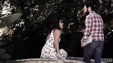 India Summers laat deze jongen droog met die pijpbeurten