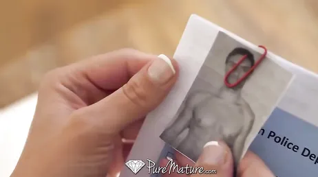Jeune homme, le jour est venu pour toi d'être avec une vraie femme