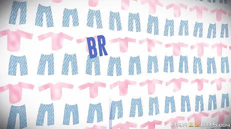Comment maman aime les bites noires des garçons plus jeunes qu'elle