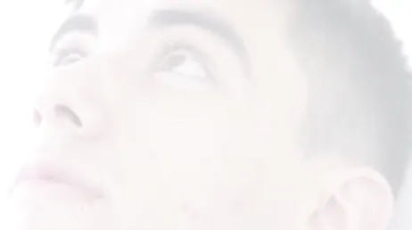 È stupito dalla scollatura che ha il suo dottore, che paio di tette!
