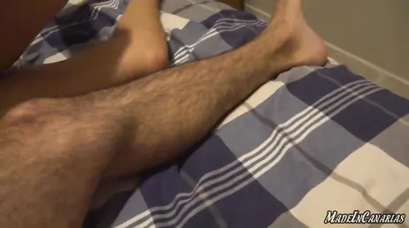 Stavo dormendo e lui ha insistito per mettermelo... cavolo, ho finito per scappare