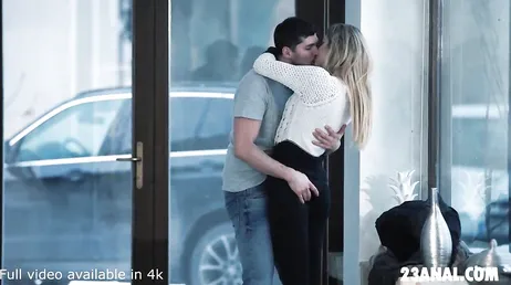 Sie wollte unbedingt nach Hause, damit ihr Freund sie ficken konnte