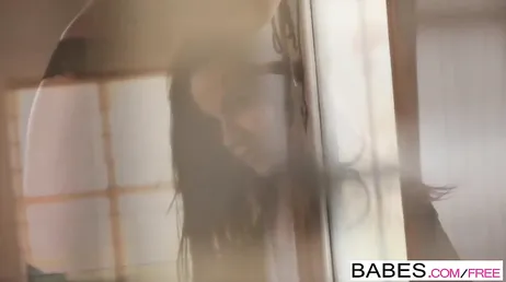 Heißer als Elizabeth Marxs kann man nicht sein; Was für ein Mädchen!