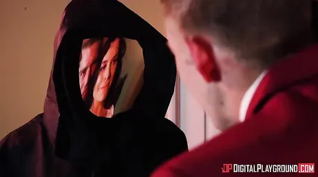 Mai nella stessa scena terrore e sesso si erano combinati così bene