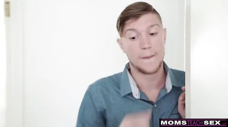 He is obsessed with fucking his stepmother one day