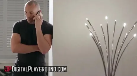 Elle baise avec son amant puis avec son mari, c'est une salope insatiable