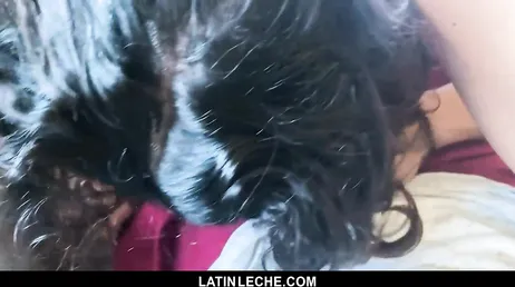 Deux garçons gays argentins ayant une baise brutale