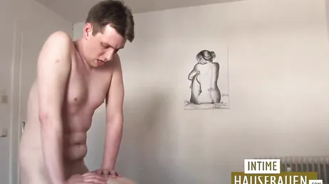 O vídeo pornô caseiro de um casal alemão, como ela é feia de foder!!