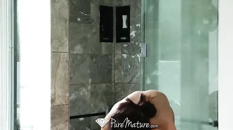 He does it with another woman in front of her husband: how hot!!