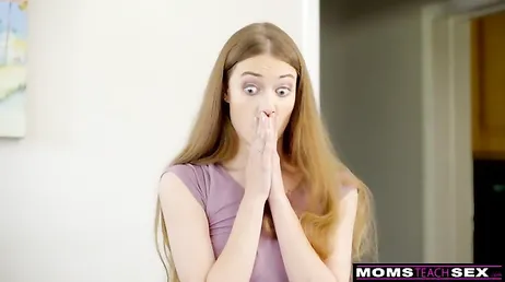 Il baise non seulement la mère, mais aussi la fille, putain, c'est lui le putain de maître !!