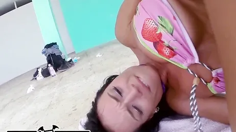 O dia em que Bruce Ventura destruiu a bunda da colombiana Franceska