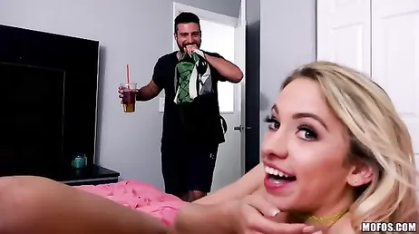 Davvero, tesoro, devi andare in palestra con quei pantaloncini...?