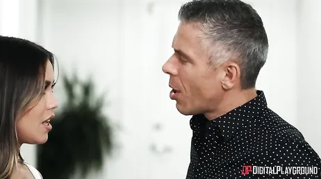Il a rencontré le voisin sur le palier et ils ont fini par baiser sur place