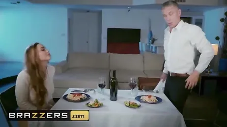 Ils viennent de camps opposés mais ce connard mérite une trêve