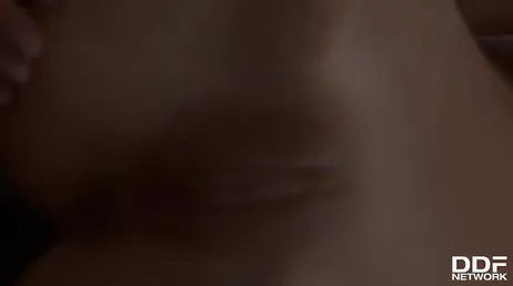 Mon prof m'aide avec les examens..., je le baiserais tout de suite