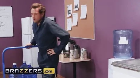 A mulher madura me destrói com sua bucetinha poderosa, que mulher maravilhosa