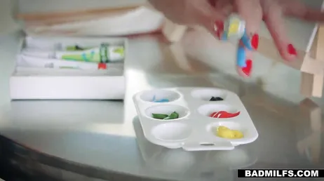 Dotter, var inte blyg, titta så stor kuk den nya modellen har
