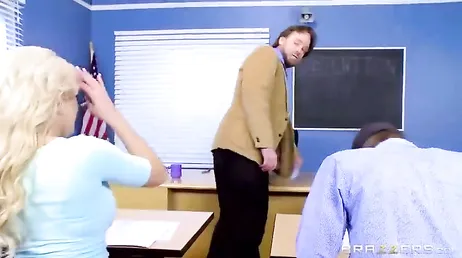 I stay alone with one of my students to fuck him hard