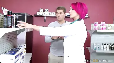 Et il était un peu gêné d'acheter des préservatifs à la pharmacie...
