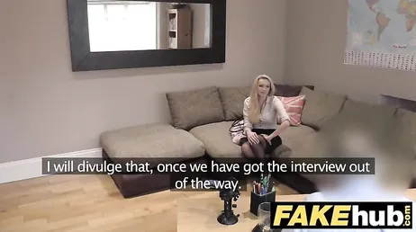 MILF Amber Jayne shows up for a porn casting and she rocks!