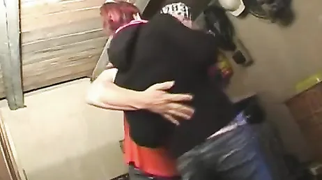 Droga, que vagabunda, como ela acaba engolindo todo o sêmen..
