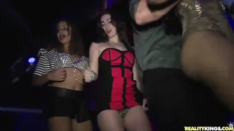 We know that in the clubs there are a lot of sluts on the loose, damn it.