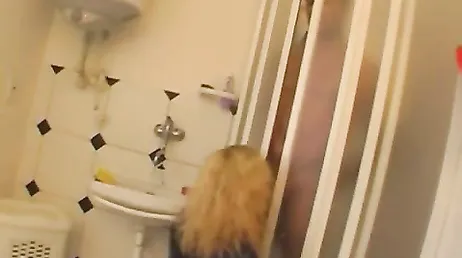 Sexe très sale avec le beau-frère, quelle baise ils ont..